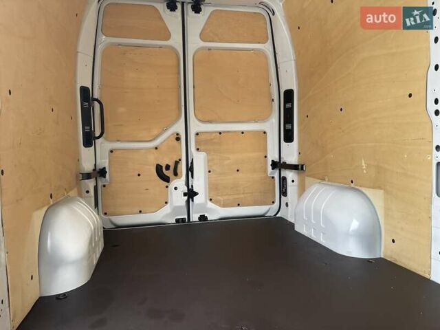 Білий Рено Мастєр, об'ємом двигуна 2.3 л та пробігом 125 тис. км за 19900 $, фото 34 на Automoto.ua
