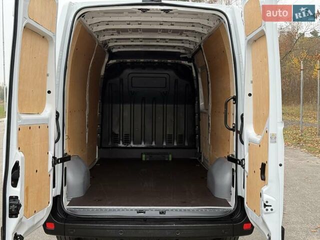 Белый Рено Мастер, объемом двигателя 2.3 л и пробегом 224 тыс. км за 18350 $, фото 31 на Automoto.ua