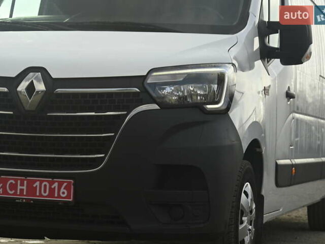 Белый Рено Мастер, объемом двигателя 2.3 л и пробегом 217 тыс. км за 19999 $, фото 5 на Automoto.ua