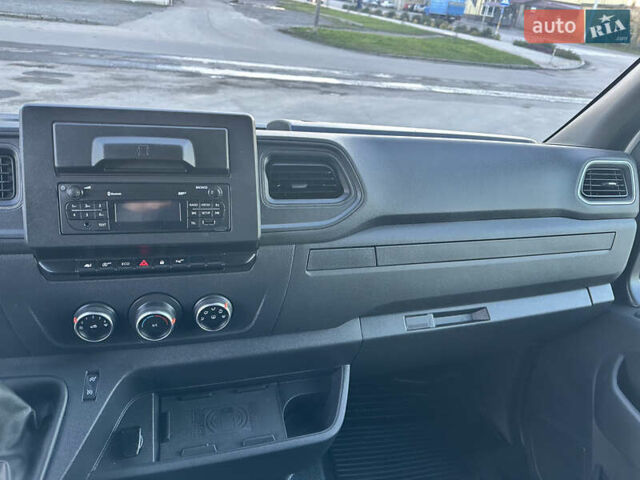 Білий Рено Мастєр, об'ємом двигуна 2.3 л та пробігом 201 тис. км за 18700 $, фото 45 на Automoto.ua