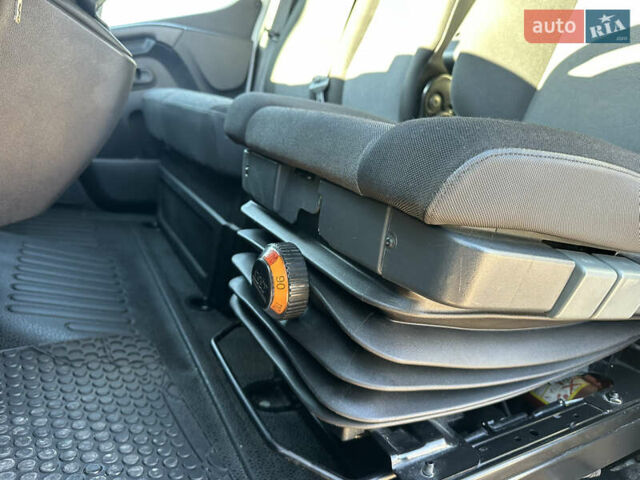 Білий Рено Мастєр, об'ємом двигуна 2.3 л та пробігом 226 тис. км за 20200 $, фото 19 на Automoto.ua