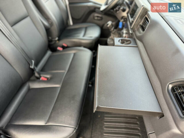 Белый Рено Мастер, объемом двигателя 2.3 л и пробегом 209 тыс. км за 21000 $, фото 74 на Automoto.ua