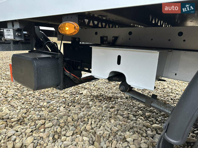 Білий Рено Мастєр, об'ємом двигуна 2.3 л та пробігом 216 тис. км за 25300 $, фото 8 на Automoto.ua