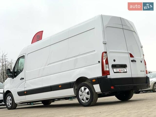 Белый Рено Мастер, объемом двигателя 2.3 л и пробегом 209 тыс. км за 19999 $, фото 18 на Automoto.ua