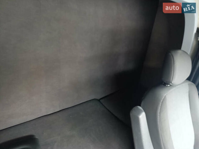 Білий Рено Мастєр, об'ємом двигуна 2.3 л та пробігом 318 тис. км за 21000 $, фото 4 на Automoto.ua