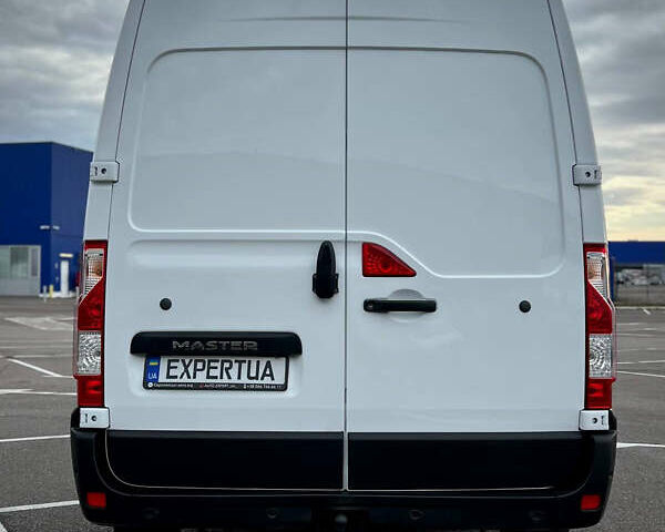 Білий Рено Мастєр, об'ємом двигуна 2.3 л та пробігом 107 тис. км за 23900 $, фото 3 на Automoto.ua