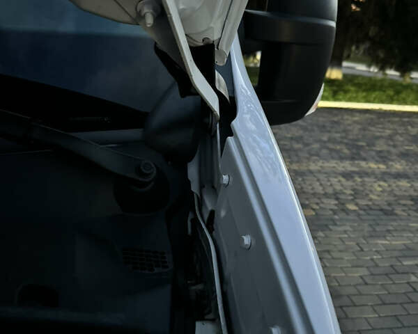 Белый Рено Мастер, объемом двигателя 2.3 л и пробегом 174 тыс. км за 20800 $, фото 42 на Automoto.ua