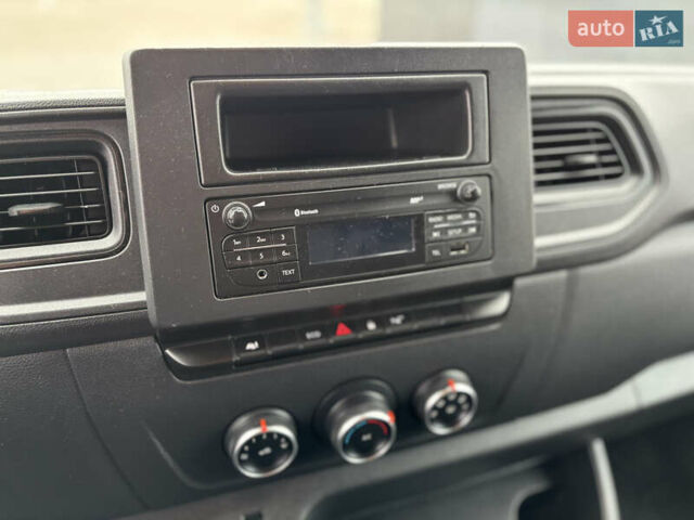 Білий Рено Мастєр, об'ємом двигуна 2.3 л та пробігом 175 тис. км за 19900 $, фото 10 на Automoto.ua