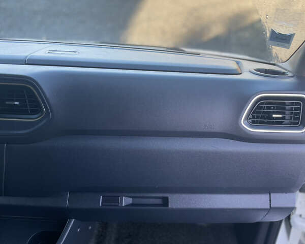 Белый Рено Мастер, объемом двигателя 2.3 л и пробегом 135 тыс. км за 20600 $, фото 28 на Automoto.ua