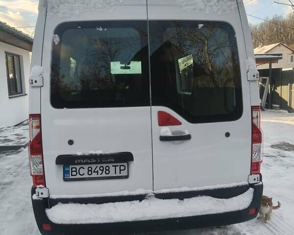 Белый Рено Мастер, объемом двигателя 2.3 л и пробегом 307 тыс. км за 20350 $, фото 13 на Automoto.ua