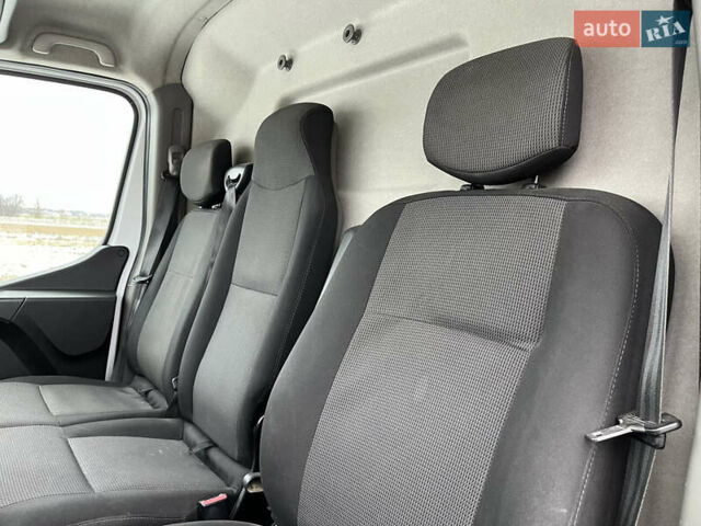 Білий Рено Мастєр, об'ємом двигуна 0 л та пробігом 133 тис. км за 22500 $, фото 13 на Automoto.ua