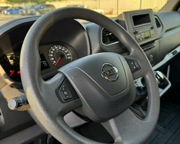 Белый Рено Мастер, объемом двигателя 2.3 л и пробегом 174 тыс. км за 20800 $, фото 13 на Automoto.ua