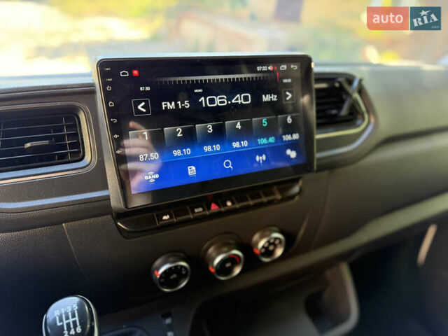 Білий Рено Мастєр, об'ємом двигуна 2.3 л та пробігом 195 тис. км за 17999 $, фото 142 на Automoto.ua