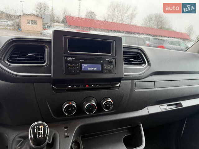 Белый Рено Мастер, объемом двигателя 0 л и пробегом 193 тыс. км за 23900 $, фото 26 на Automoto.ua