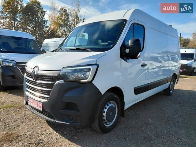 Белый Рено Мастер, объемом двигателя 2.3 л и пробегом 280 тыс. км за 17900 $, фото 1 на Automoto.ua