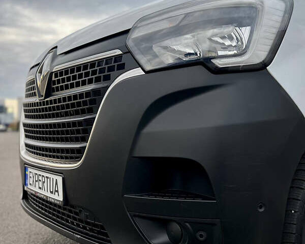 Білий Рено Мастєр, об'ємом двигуна 2.3 л та пробігом 107 тис. км за 23900 $, фото 8 на Automoto.ua