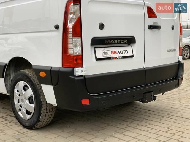 Белый Рено Мастер, объемом двигателя 2.3 л и пробегом 209 тыс. км за 19999 $, фото 20 на Automoto.ua