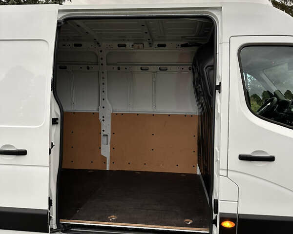 Білий Рено Мастєр, об'ємом двигуна 2.3 л та пробігом 190 тис. км за 19200 $, фото 21 на Automoto.ua