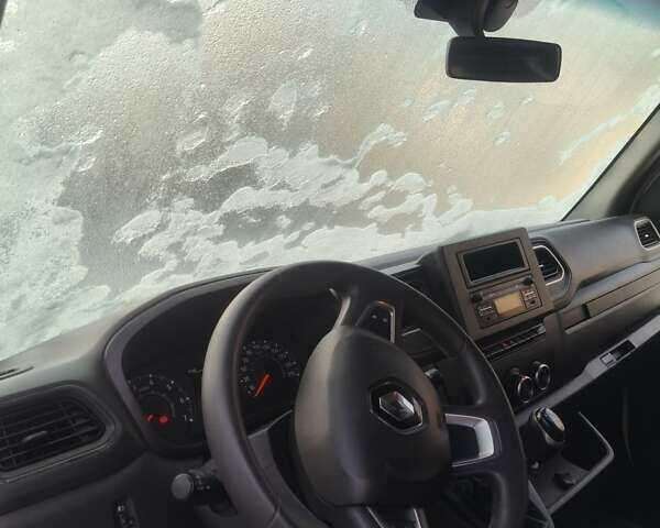 Белый Рено Мастер, объемом двигателя 2.3 л и пробегом 307 тыс. км за 20350 $, фото 14 на Automoto.ua