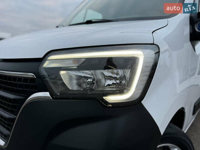 Белый Рено Мастер, объемом двигателя 2.3 л и пробегом 174 тыс. км за 21500 $, фото 11 на Automoto.ua