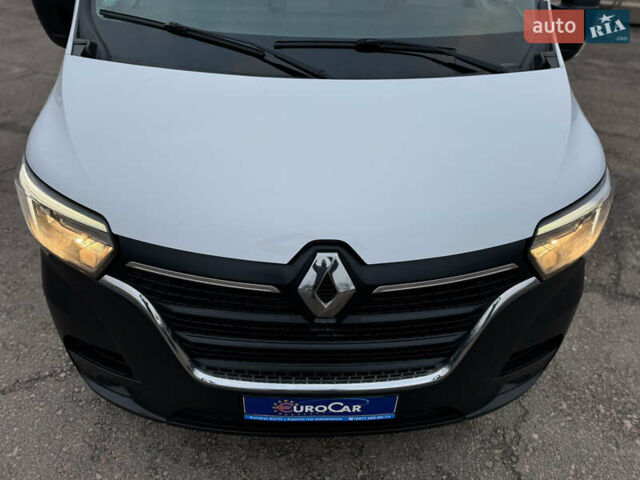 Белый Рено Мастер, объемом двигателя 2.3 л и пробегом 174 тыс. км за 21500 $, фото 16 на Automoto.ua