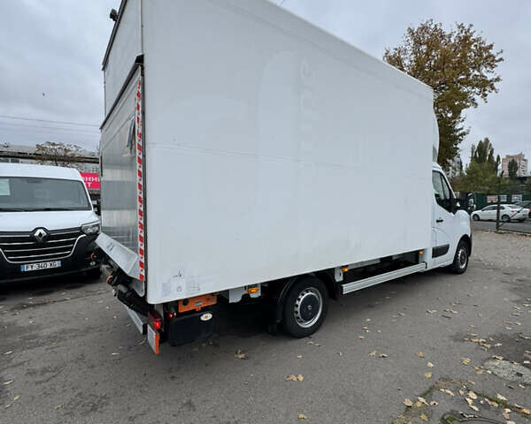 Рено Мастер 2020 в Киеве на Automoto.ua Белый Рено Мастер, объемом двигателя 2.3 л и пробегом 252 тыс. км за 25700 $, фото 8 на Automoto.ua