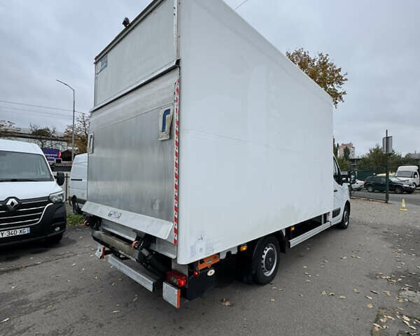 Рено Мастер 2020 в Киеве на Automoto.ua Белый Рено Мастер, объемом двигателя 2.3 л и пробегом 252 тыс. км за 25700 $, фото 7 на Automoto.ua