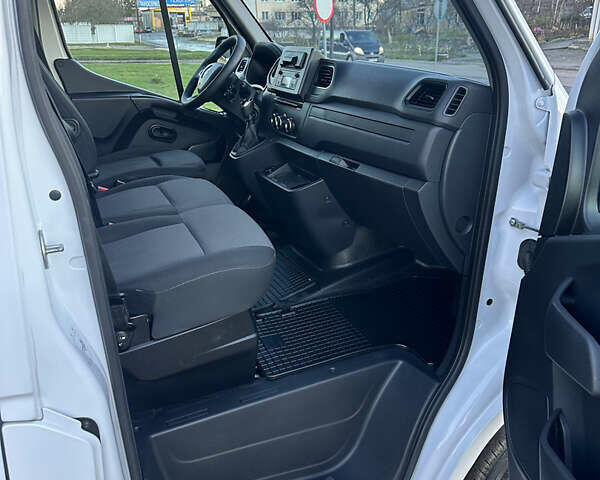 Білий Рено Мастєр, об'ємом двигуна 2.3 л та пробігом 201 тис. км за 18700 $, фото 57 на Automoto.ua