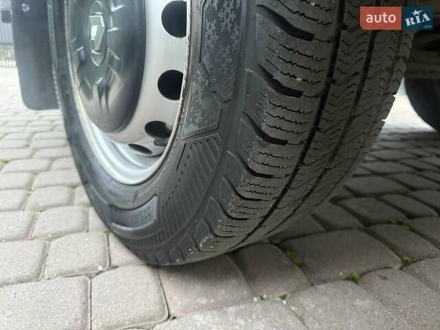 Білий Рено Мастєр, об'ємом двигуна 2.3 л та пробігом 267 тис. км за 16700 $, фото 38 на Automoto.ua