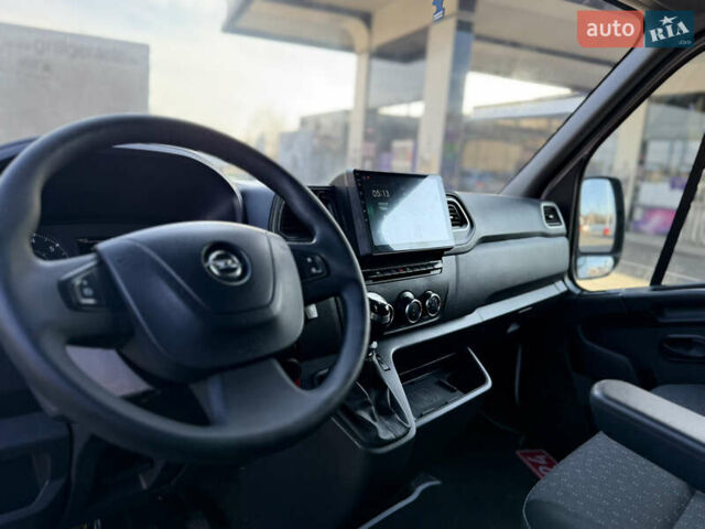 Білий Рено Мастєр, об'ємом двигуна 2.3 л та пробігом 195 тис. км за 17999 $, фото 22 на Automoto.ua