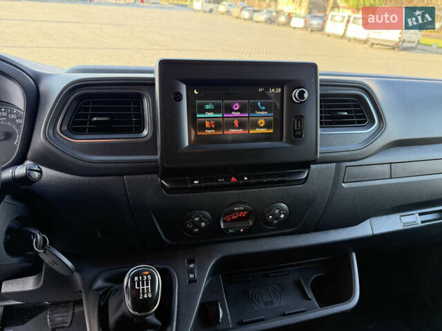 Білий Рено Мастєр, об'ємом двигуна 2.3 л та пробігом 187 тис. км за 21900 $, фото 37 на Automoto.ua