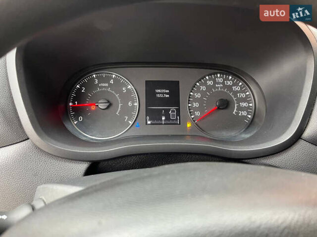 Білий Рено Мастєр, об'ємом двигуна 2.3 л та пробігом 110 тис. км за 19500 $, фото 13 на Automoto.ua