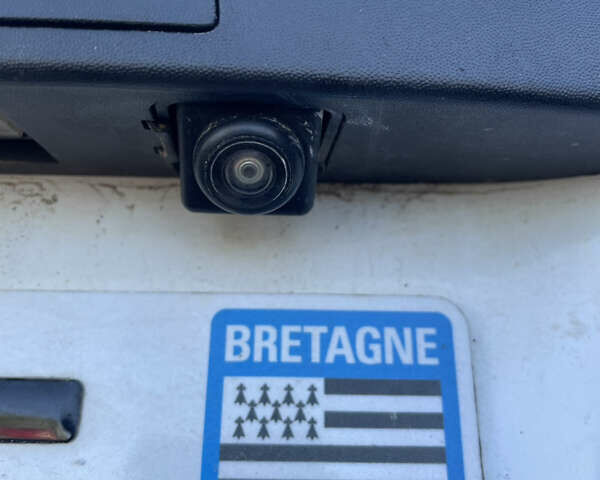 Белый Рено Мастер, объемом двигателя 2.3 л и пробегом 135 тыс. км за 20600 $, фото 41 на Automoto.ua