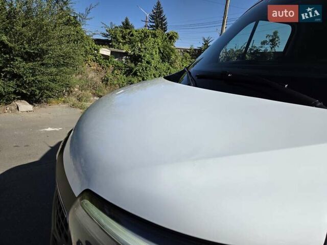 Белый Рено Мастер, объемом двигателя 0 л и пробегом 192 тыс. км за 21900 $, фото 41 на Automoto.ua