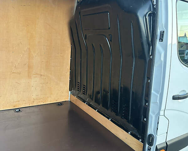 Білий Рено Мастєр, об'ємом двигуна 2.3 л та пробігом 201 тис. км за 18700 $, фото 68 на Automoto.ua