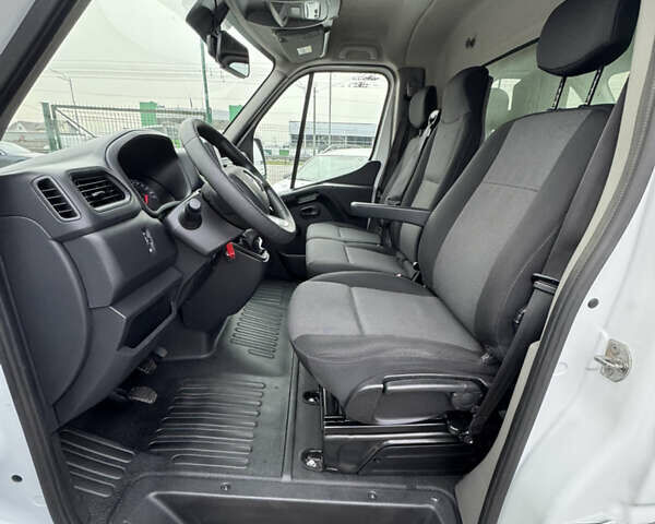 Белый Рено Мастер, объемом двигателя 2.3 л и пробегом 252 тыс. км за 24700 $, фото 14 на Automoto.ua