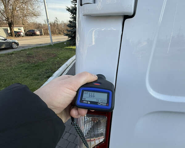 Білий Рено Мастєр, об'ємом двигуна 2.3 л та пробігом 195 тис. км за 17999 $, фото 94 на Automoto.ua