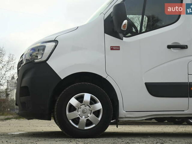 Белый Рено Мастер, объемом двигателя 2.3 л и пробегом 217 тыс. км за 20500 $, фото 7 на Automoto.ua