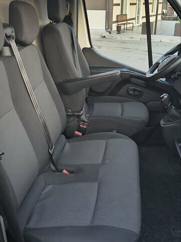 Белый Рено Мастер, объемом двигателя 2.3 л и пробегом 116 тыс. км за 24500 $, фото 14 на Automoto.ua