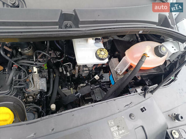 Білий Рено Мастєр, об'ємом двигуна 2.3 л та пробігом 318 тис. км за 21000 $, фото 10 на Automoto.ua