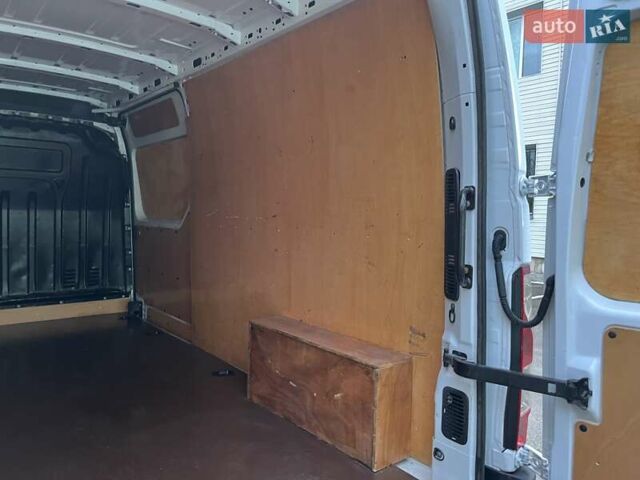 Рено Мастер 2020 в Дубно на Automoto.ua Белый Рено Мастер, объемом двигателя 2.3 л и пробегом 201 тыс. км за 18600 $, фото 42 на Automoto.ua