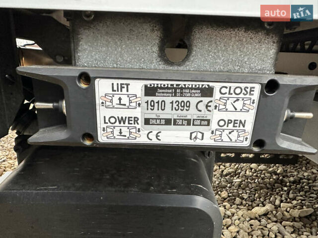 Білий Рено Мастєр, об'ємом двигуна 2.3 л та пробігом 216 тис. км за 25300 $, фото 27 на Automoto.ua