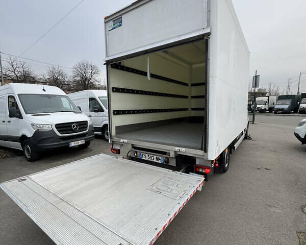 Белый Рено Мастер, объемом двигателя 2.3 л и пробегом 252 тыс. км за 24700 $, фото 28 на Automoto.ua