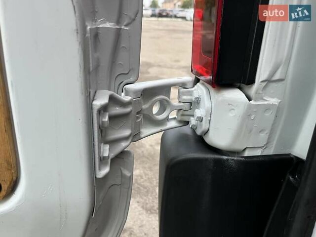 Рено Мастер 2020 в Дубно на Automoto.ua Белый Рено Мастер, объемом двигателя 2.3 л и пробегом 201 тыс. км за 18600 $, фото 48 на Automoto.ua