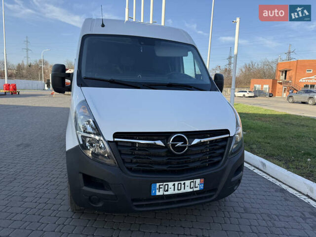 Білий Рено Мастєр, об'ємом двигуна 2.3 л та пробігом 195 тис. км за 17999 $, фото 2 на Automoto.ua