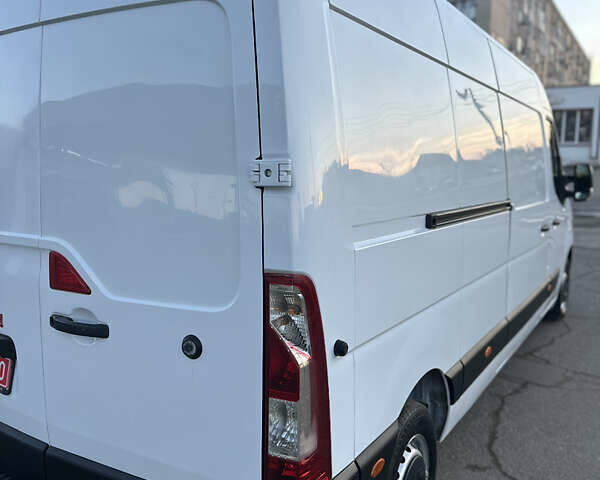 Білий Рено Мастєр, об'ємом двигуна 2.3 л та пробігом 201 тис. км за 18700 $, фото 24 на Automoto.ua