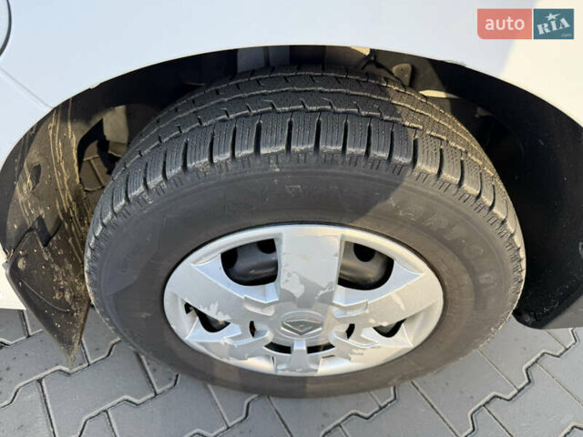 Білий Рено Мастєр, об'ємом двигуна 2.3 л та пробігом 187 тис. км за 21900 $, фото 19 на Automoto.ua