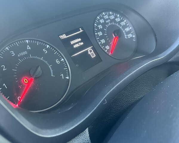 Білий Рено Мастєр, об'ємом двигуна 2.3 л та пробігом 201 тис. км за 18700 $, фото 38 на Automoto.ua