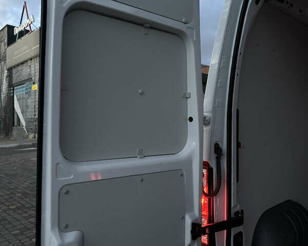 Белый Рено Мастер, объемом двигателя 2.3 л и пробегом 174 тыс. км за 20800 $, фото 38 на Automoto.ua