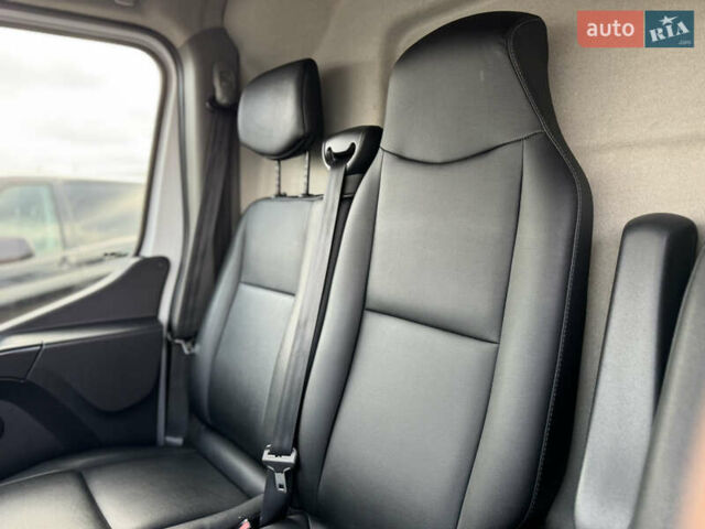 Белый Рено Мастер, объемом двигателя 2.3 л и пробегом 209 тыс. км за 21000 $, фото 40 на Automoto.ua